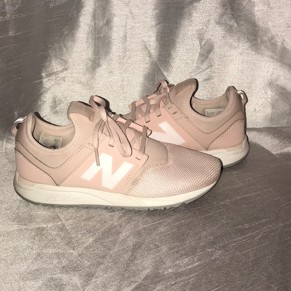 New balance 247 pink size 8 - Picture 3 of 5